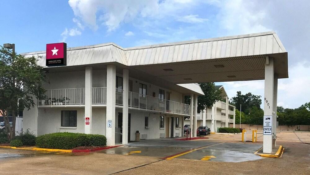 Super 6 Inn & Suites Baton Rouge Exterior photo